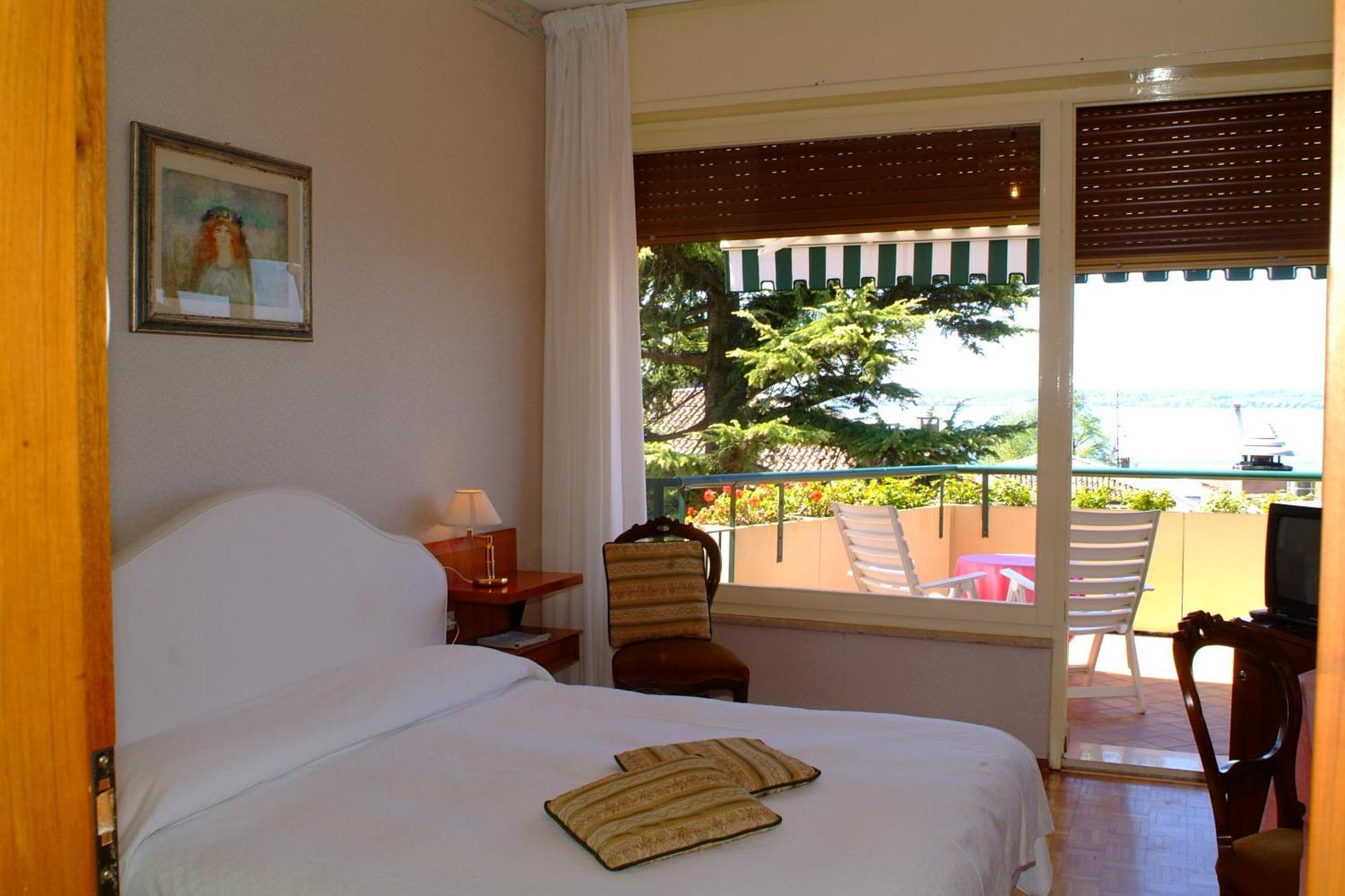Hotel Broglia Sirmione Ngoại thất bức ảnh