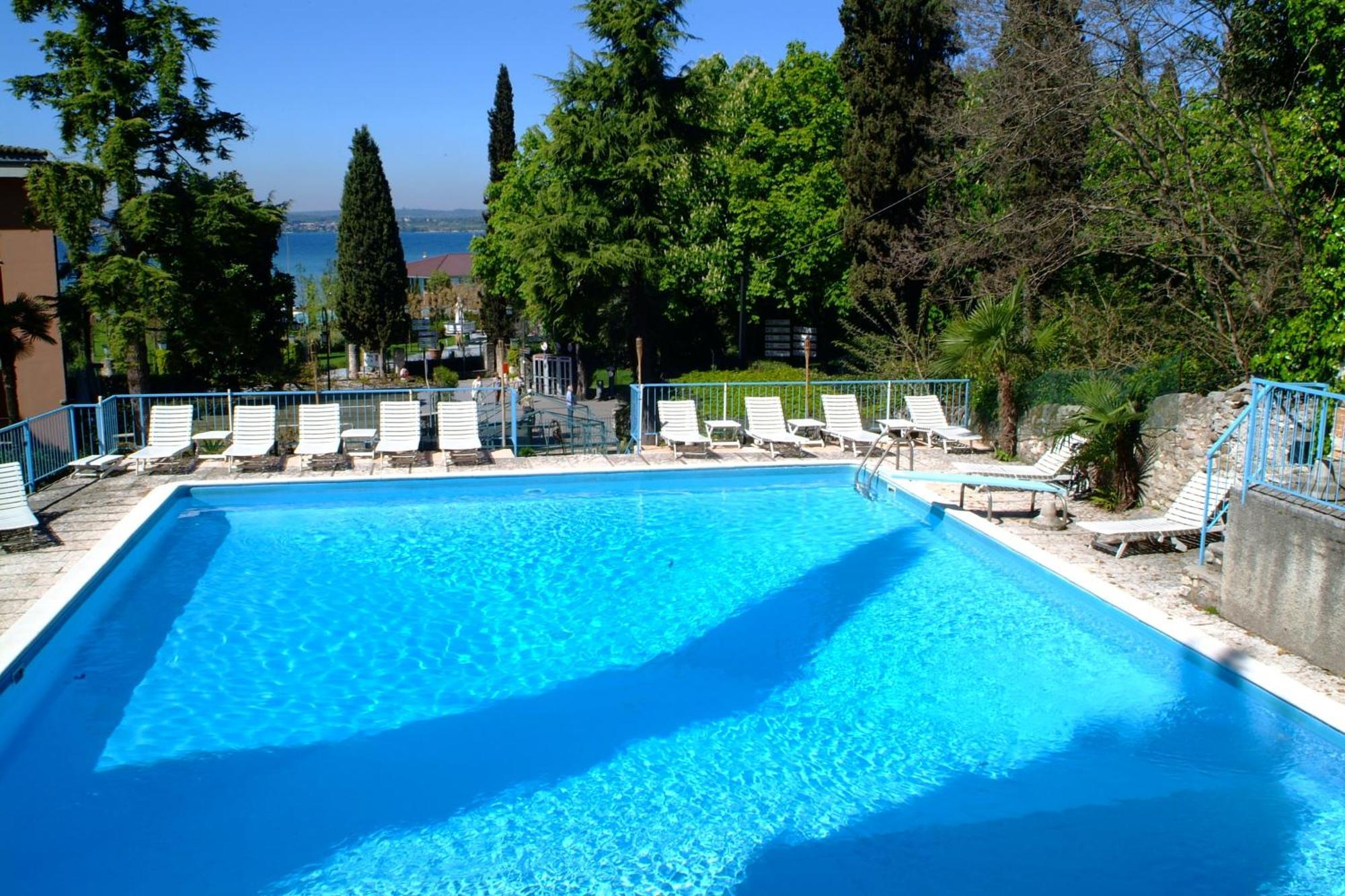 Hotel Broglia Sirmione Ngoại thất bức ảnh