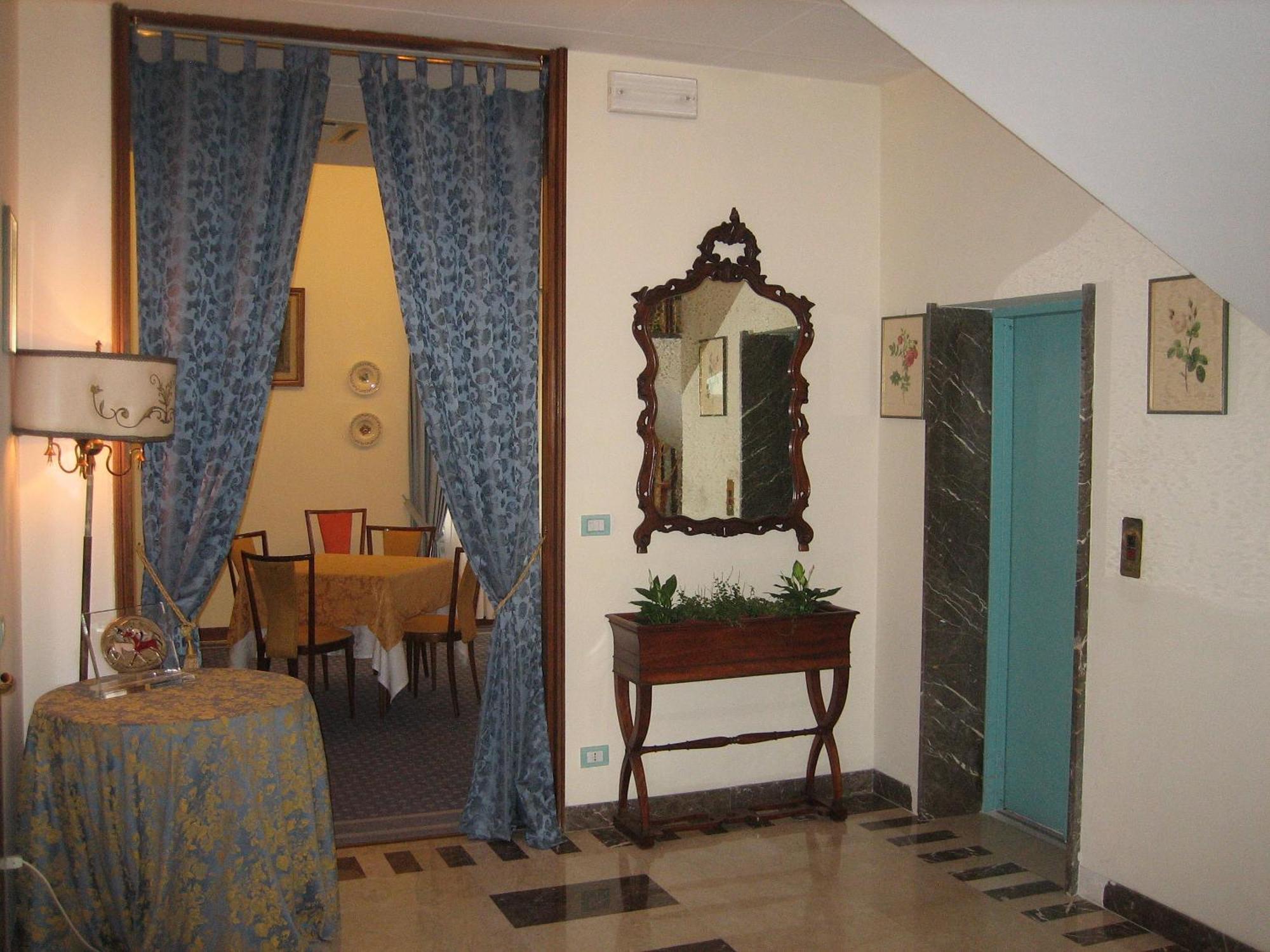 Hotel Broglia Sirmione Ngoại thất bức ảnh