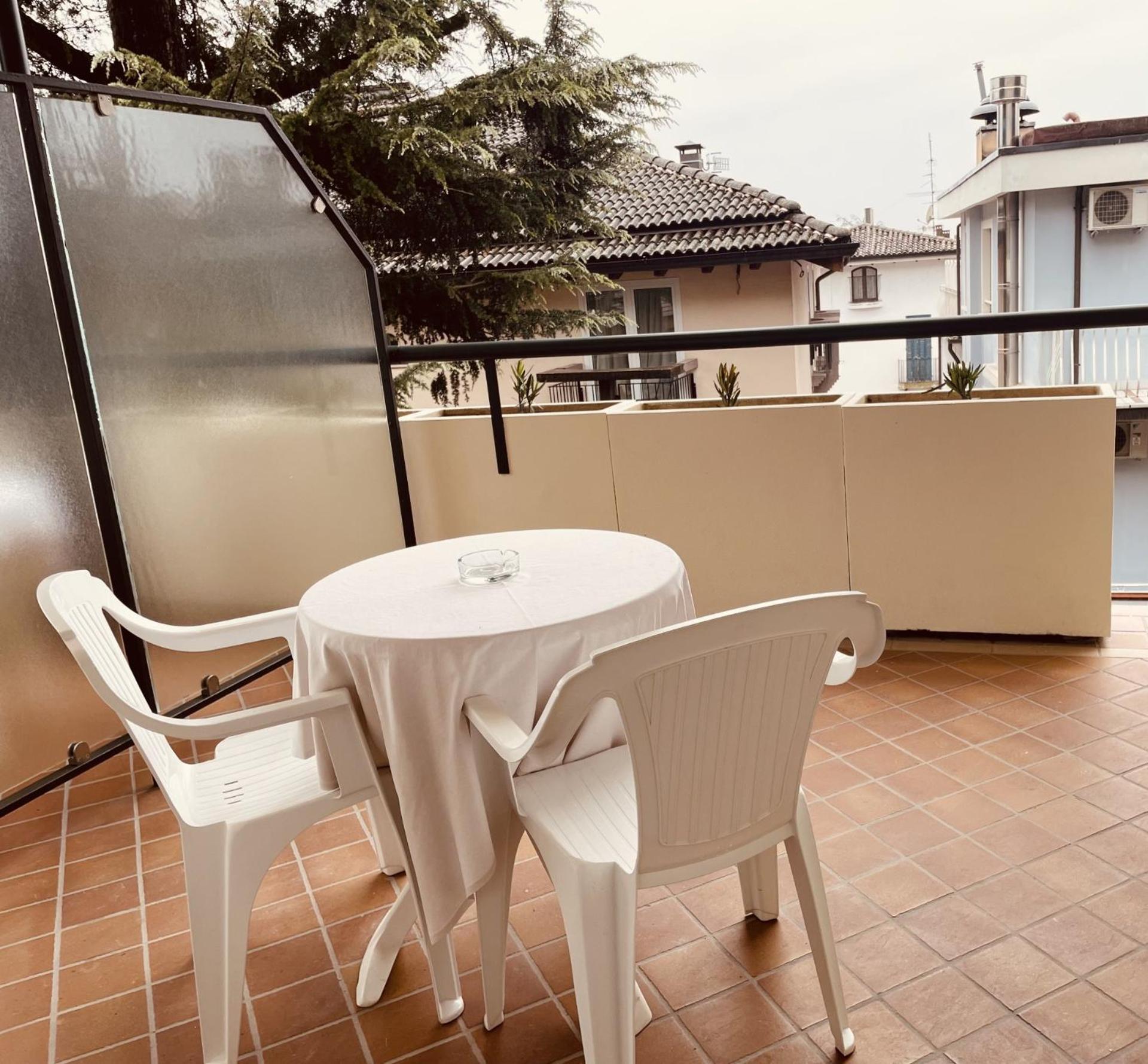 Hotel Broglia Sirmione Ngoại thất bức ảnh