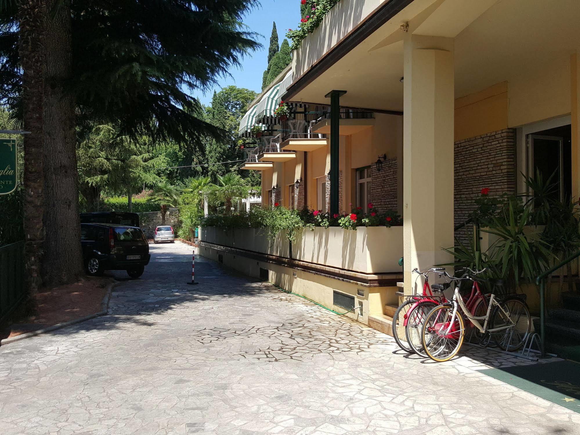 Hotel Broglia Sirmione Ngoại thất bức ảnh